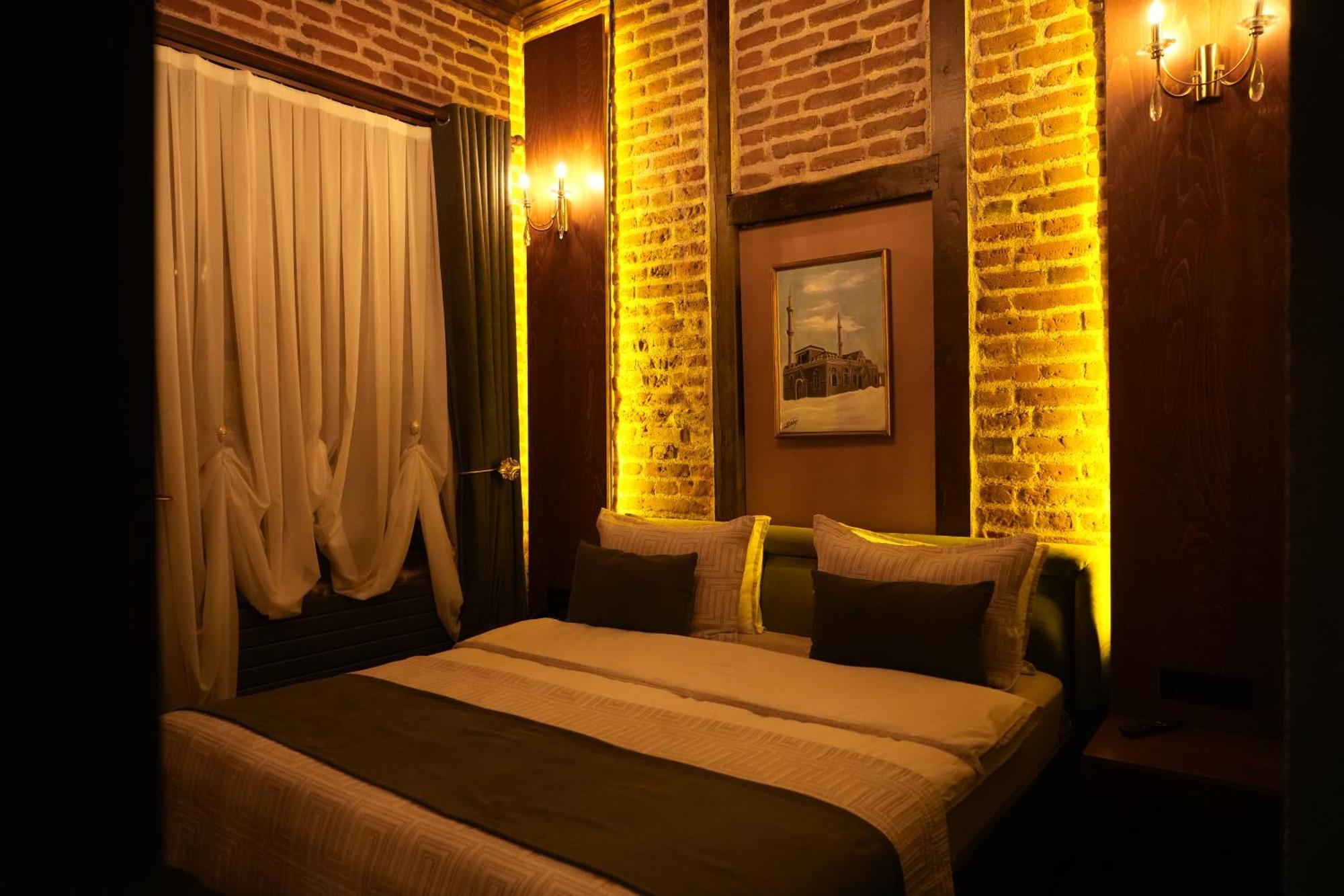 Mihman Konak Hotel Kars Exterior photo